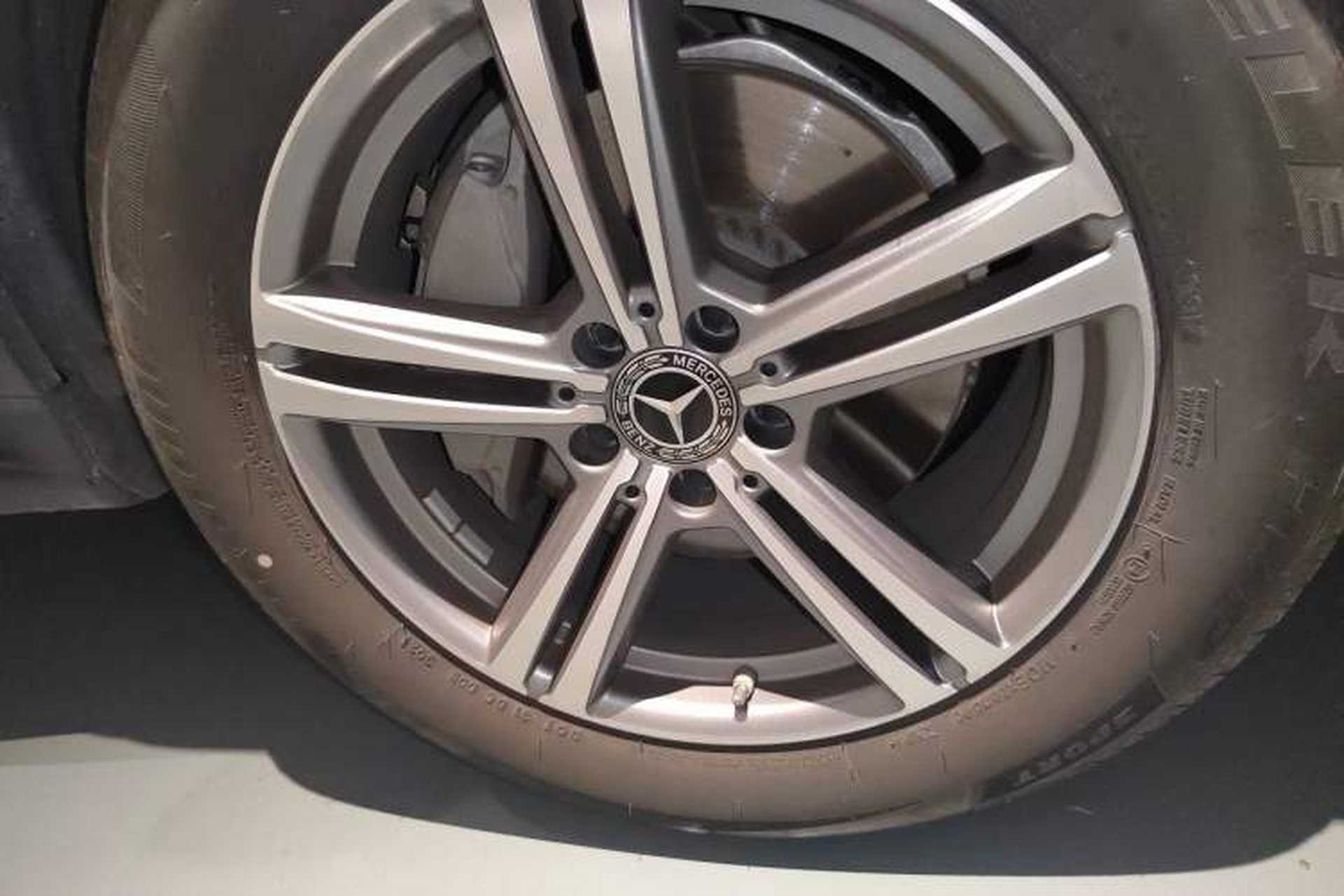Used Mercedes-Benz GLC 2021 GLC 260 L 4MATIC Dynamic Edition Right Front Wheel Hub