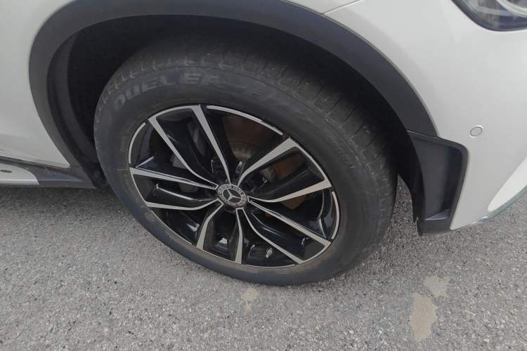 Used Mercedes-Benz GLC 2021 GLC 300 L 4MATIC Dynamic Model Right Front Wheel Hub