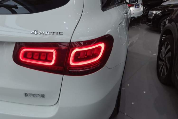 Used Mercedes-Benz GLC 2021 GLC 260 L 4MATIC Luxury Model Right Rear Taillight