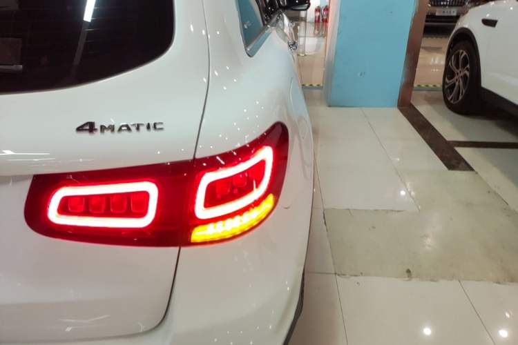Used Mercedes-Benz GLC 2021 GLC 300 L 4MATIC Dynamic Model Right Rear Taillight