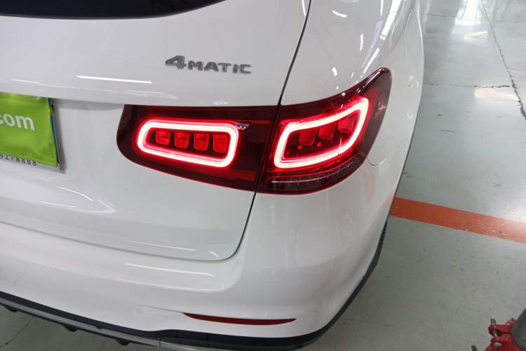 Used Mercedes-Benz GLC 2021 GLC 300 L 4MATIC Dynamic Model Right Rear Taillight