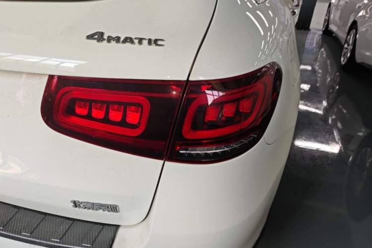 Used Mercedes-Benz GLC 2021 GLC 260 L 4MATIC Luxury Model Right Rear Taillight