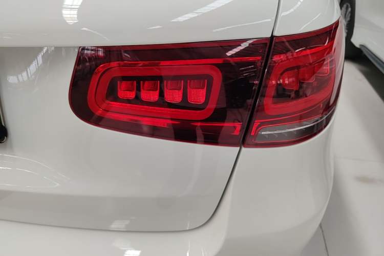 Used Mercedes-Benz GLC 2021 GLC 260 L 4MATIC Luxury Model Right Rear Taillight