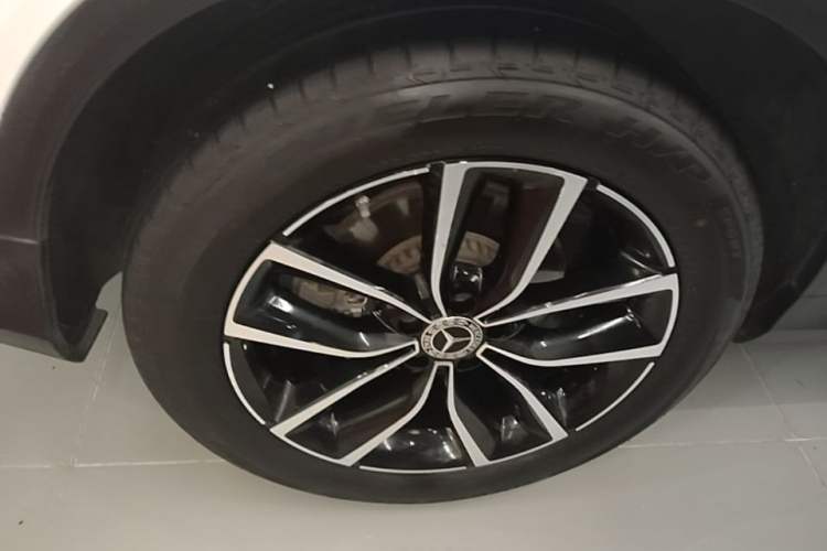 Used Mercedes-Benz GLC 2021 GLC 260 L 4MATIC Luxury Model Right Rear Wheel Hub