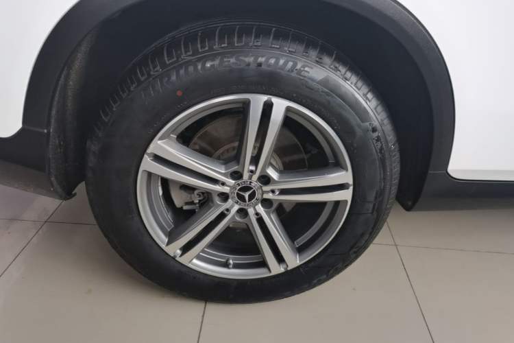 Used Mercedes-Benz GLC 2021 GLC 260 L 4MATIC Dynamic Edition Right Rear Wheel Hub
