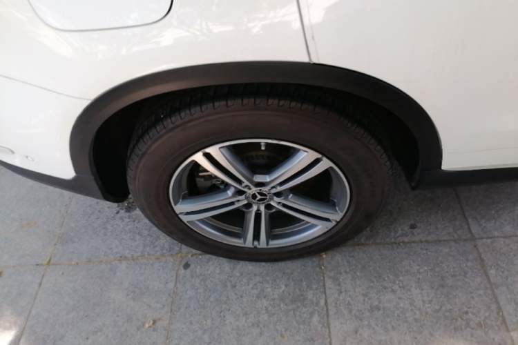 Used Mercedes-Benz GLC 2021 GLC 260 L 4MATIC Dynamic Edition Right Rear Wheel Hub