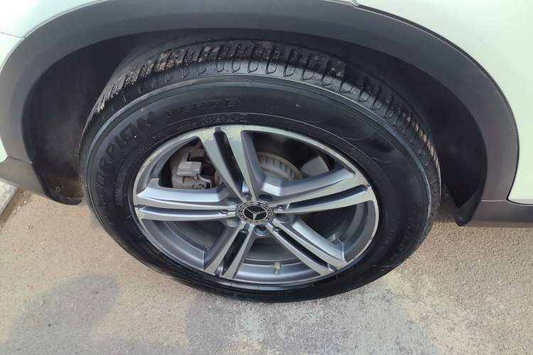 Used Mercedes-Benz GLC 2021 GLC 260 L 4MATIC Dynamic Edition Right Rear Wheel Hub