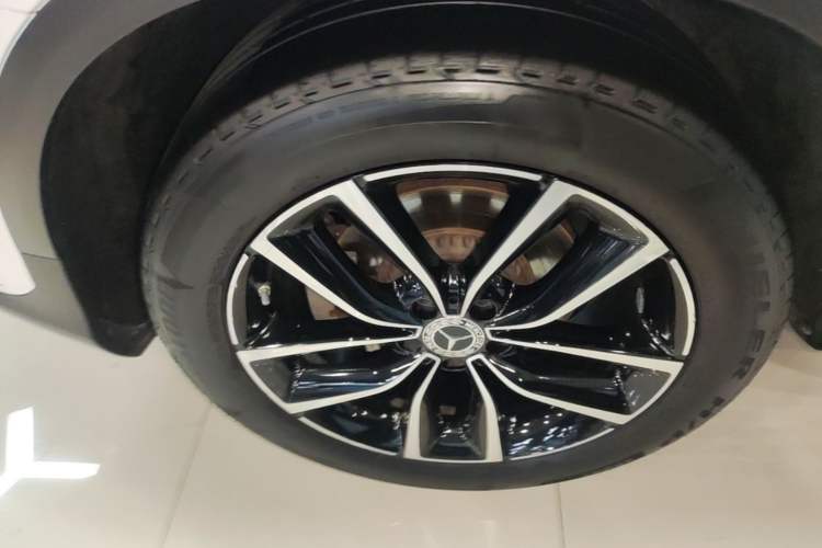 Used Mercedes-Benz GLC 2021 GLC 300 L 4MATIC Dynamic Model Right Rear Wheel Hub