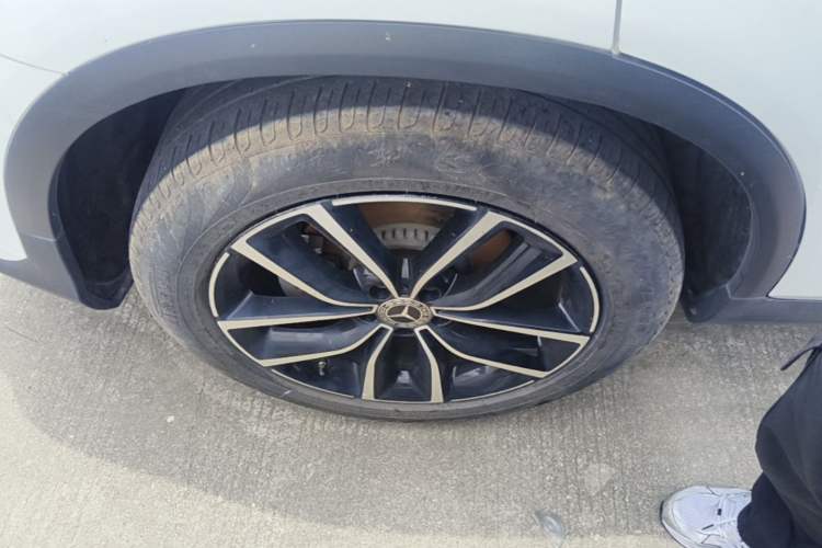 Used Mercedes-Benz GLC 2021 GLC 260 L 4MATIC Luxury Model Right Rear Wheel Hub