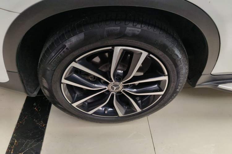 Used Mercedes-Benz GLC 2021 GLC 260 L 4MATIC Luxury Model Right Rear Wheel Hub