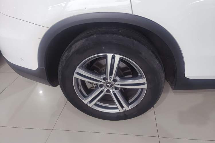 Used Mercedes-Benz GLC 2021 GLC 260 L 4MATIC Dynamic Edition Right Rear Wheel Hub