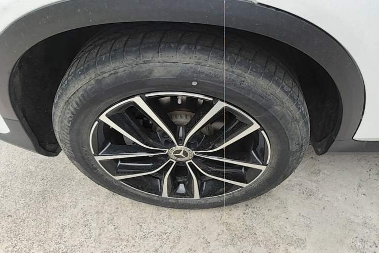 Used Mercedes-Benz GLC 2021 GLC 260 L 4MATIC Luxury Model Right Rear Wheel Hub