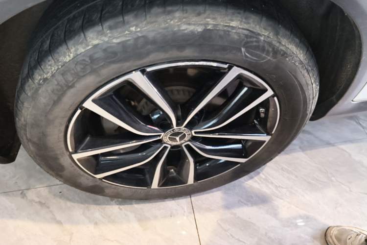 Used Mercedes-Benz GLC 2021 GLC 260 L 4MATIC Luxury Model Right Rear Wheel Hub