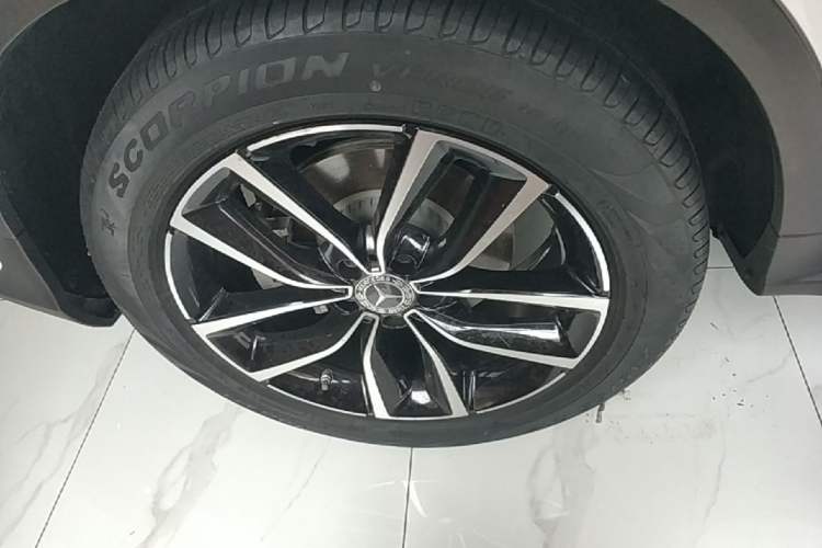Used Mercedes-Benz GLC 2021 GLC 300 L 4MATIC Dynamic Model Right Rear Wheel Hub