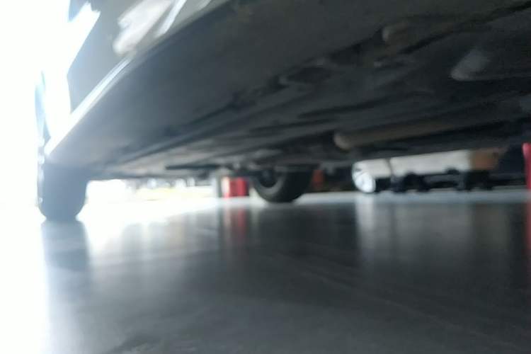 Used Mercedes-Benz GLC 2021 GLC 300 L 4MATIC Dynamic Model Right Side Sill