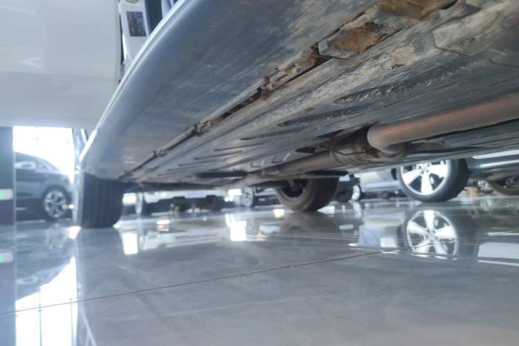 Used Mercedes-Benz GLC 2021 GLC 300 L 4MATIC Dynamic Model Right Side Sill