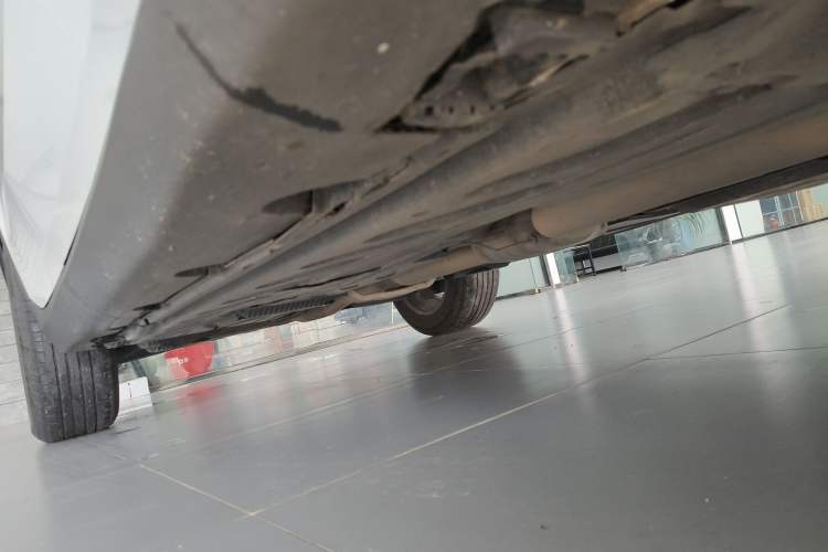 Used Mercedes-Benz GLC 2021 GLC 260 L 4MATIC Dynamic Edition Right Side Sill