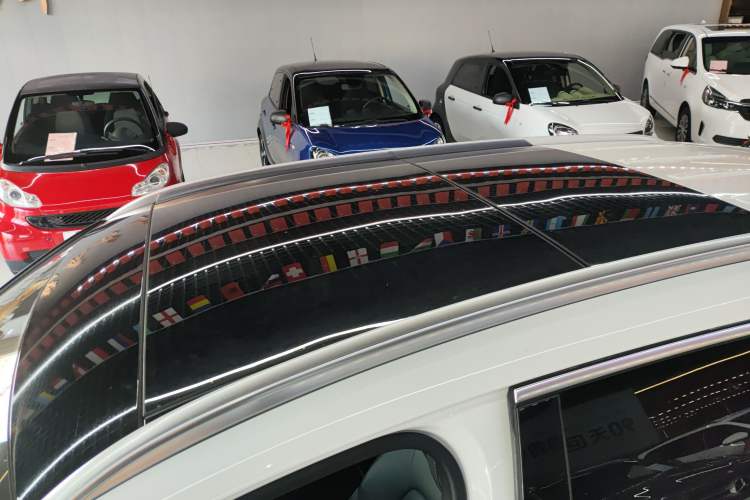 Used Mercedes-Benz GLC 2021 GLC 260 L 4MATIC Luxury Model Roof