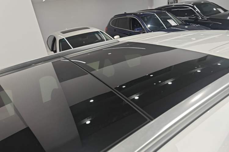 Used Mercedes-Benz GLC 2021 GLC 260 L 4MATIC Luxury Model Roof