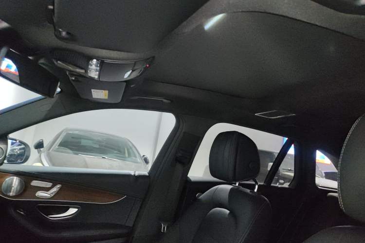 Used Mercedes-Benz GLC 2021 GLC 300 L 4MATIC Dynamic Model Roof