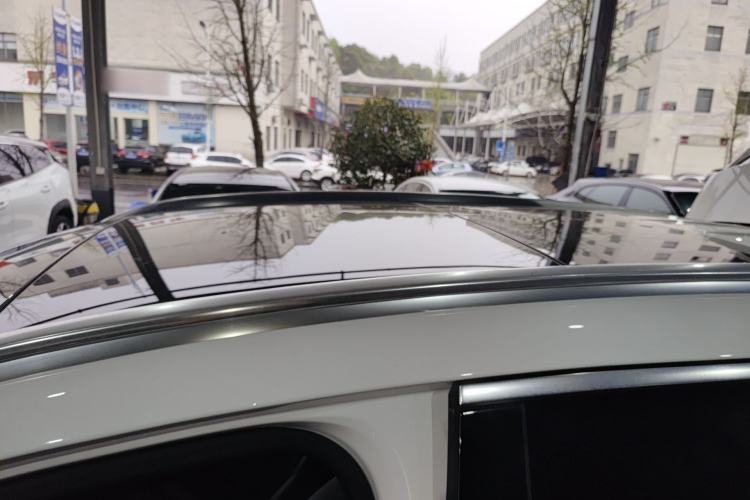 Used Mercedes-Benz GLC 2021 GLC 260 L 4MATIC Dynamic Edition Roof