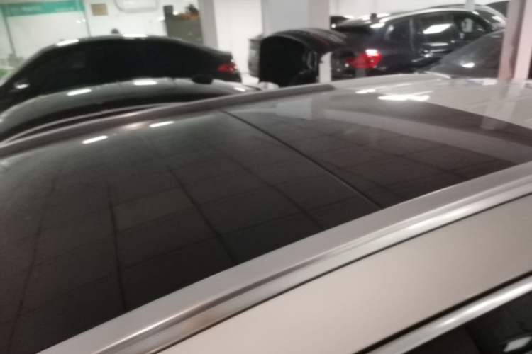 Used Mercedes-Benz GLC 2021 GLC 260 L 4MATIC Luxury Model Roof