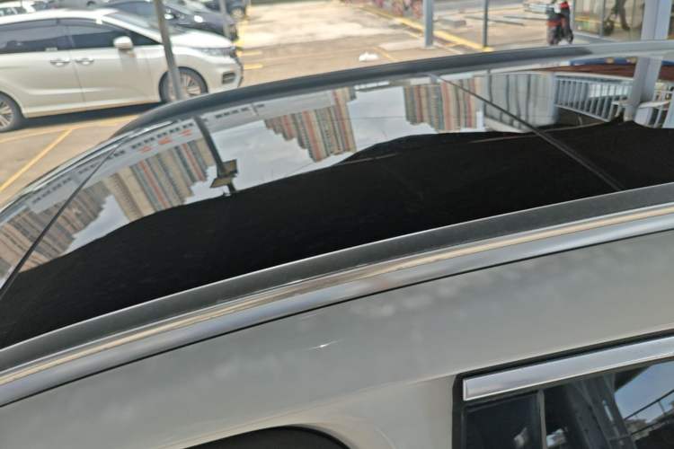 Used Mercedes-Benz GLC 2021 GLC 300 L 4MATIC Dynamic Model Roof