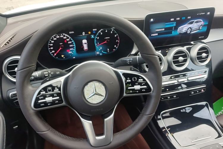 Used Mercedes-Benz GLC 2021 GLC 260 L 4MATIC Dynamic Edition Steering Wheel