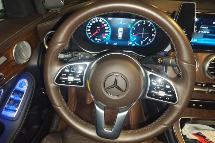 Used Mercedes-Benz GLC 2021 GLC 300 L 4MATIC Luxury Model Steering Wheel