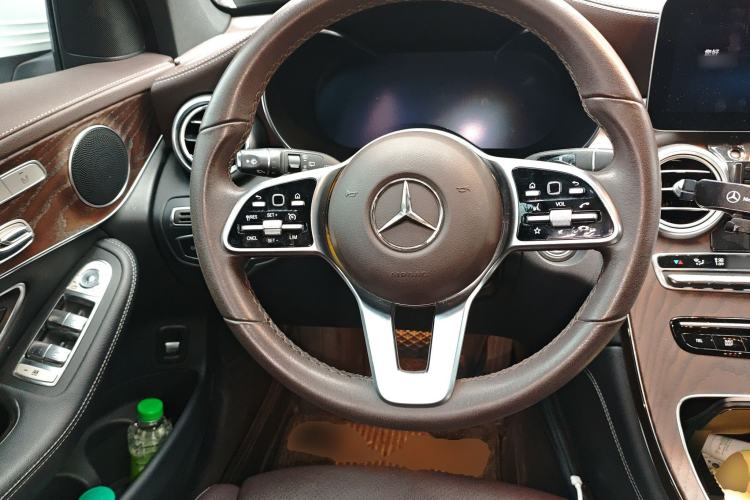 Used Mercedes-Benz GLC 2021 GLC 260 L 4MATIC Luxury Model Steering Wheel