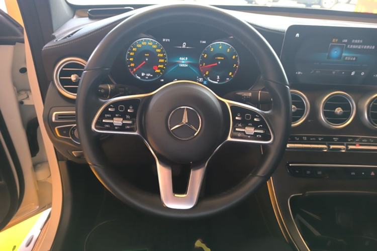 Used Mercedes-Benz GLC 2021 GLC 300 L 4MATIC Dynamic Model Steering Wheel