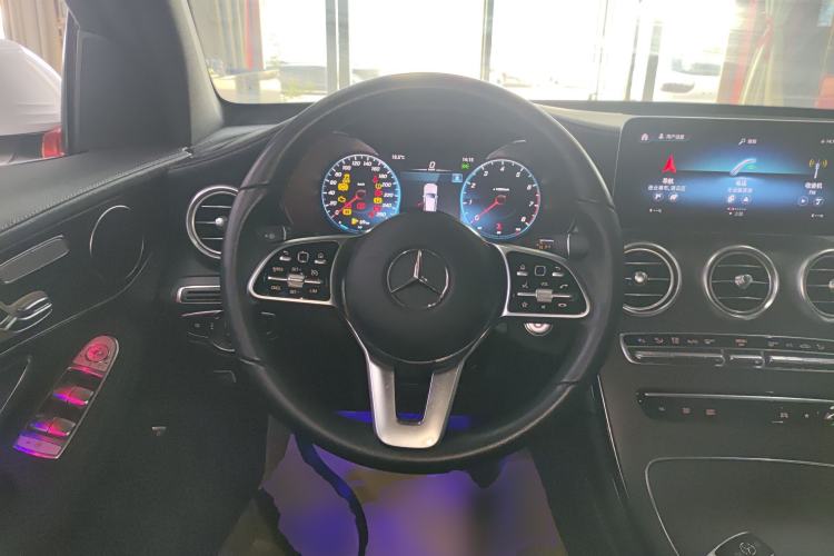 Used Mercedes-Benz GLC 2021 GLC 260 L 4MATIC Luxury Model Steering Wheel