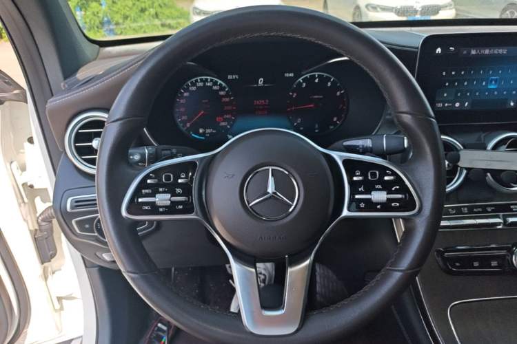 Used Mercedes-Benz GLC 2021 GLC 260 L 4MATIC Luxury Model Steering Wheel