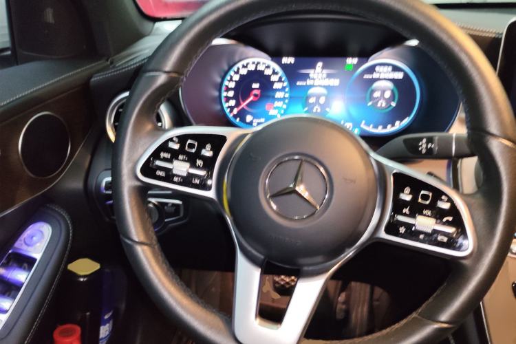 Used Mercedes-Benz GLC 2021 GLC 260 L 4MATIC Luxury Model Steering Wheel