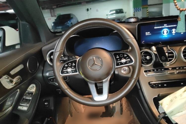 Used Mercedes-Benz GLC 2021 GLC 260 L 4MATIC Luxury Model Steering Wheel