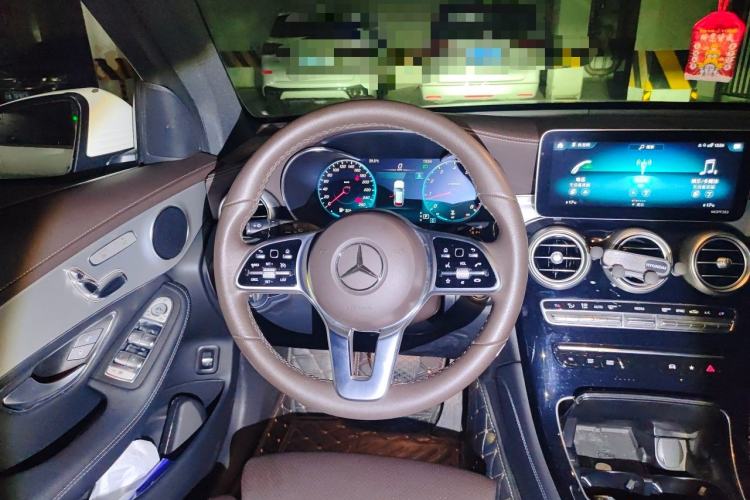 Used Mercedes-Benz GLC 2021 GLC 260 L 4MATIC Dynamic Edition Steering Wheel