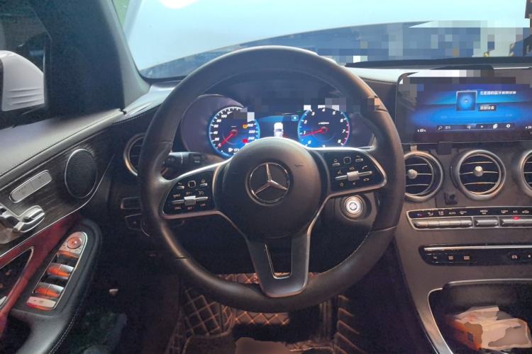 Used Mercedes-Benz GLC 2021 GLC 260 L 4MATIC Luxury Model Steering Wheel