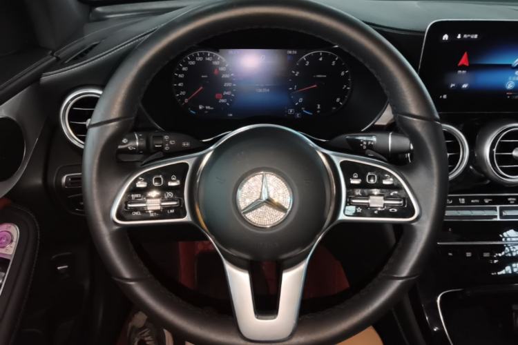 Used Mercedes-Benz GLC 2021 GLC 260 L 4MATIC Luxury Model Steering Wheel