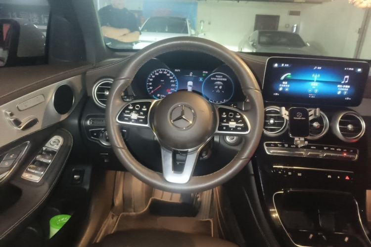 Used Mercedes-Benz GLC 2021 GLC 260 L 4MATIC Dynamic Edition Steering Wheel