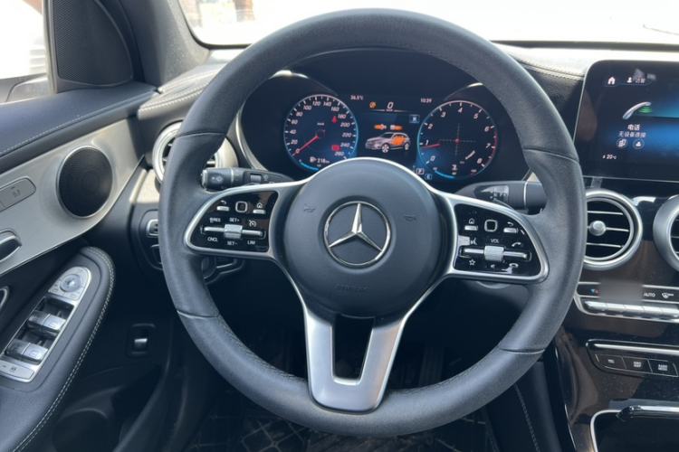 Used Mercedes-Benz GLC 2021 GLC 260 L 4MATIC Dynamic Edition Steering Wheel