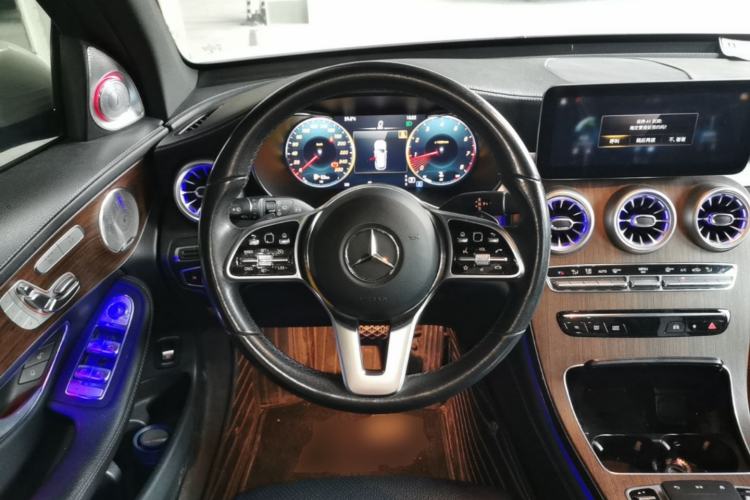 Used Mercedes-Benz GLC 2021 GLC 300 L 4MATIC Dynamic Model Steering Wheel