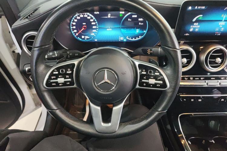 Used Mercedes-Benz GLC 2021 GLC 260 L 4MATIC Dynamic Edition Steering Wheel