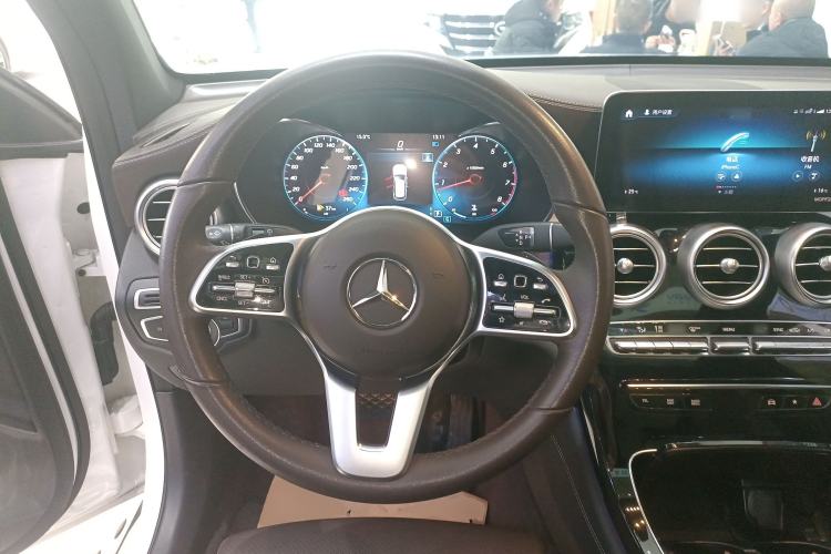 Used Mercedes-Benz GLC 2021 GLC 260 L 4MATIC Dynamic Edition Steering Wheel