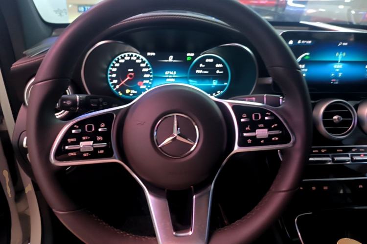 Used Mercedes-Benz GLC 2021 GLC 260 L 4MATIC Dynamic Edition Steering Wheel