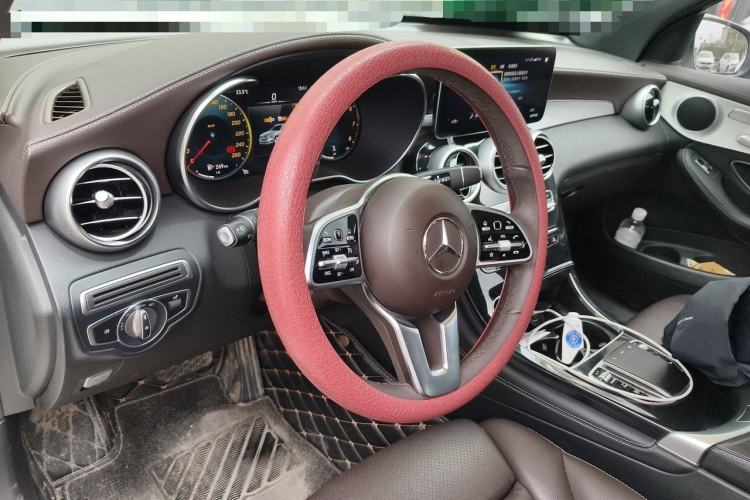 Used Mercedes-Benz GLC 2021 GLC 260 L 4MATIC Dynamic Edition Steering Wheel