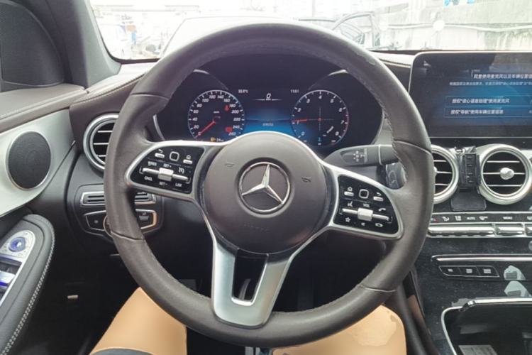 Used Mercedes-Benz GLC 2021 GLC 260 L 4MATIC Dynamic Edition Steering Wheel