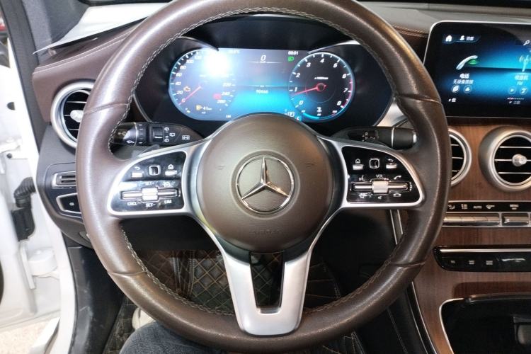 Used Mercedes-Benz GLC 2021 GLC 300 L 4MATIC Dynamic Model Steering Wheel
