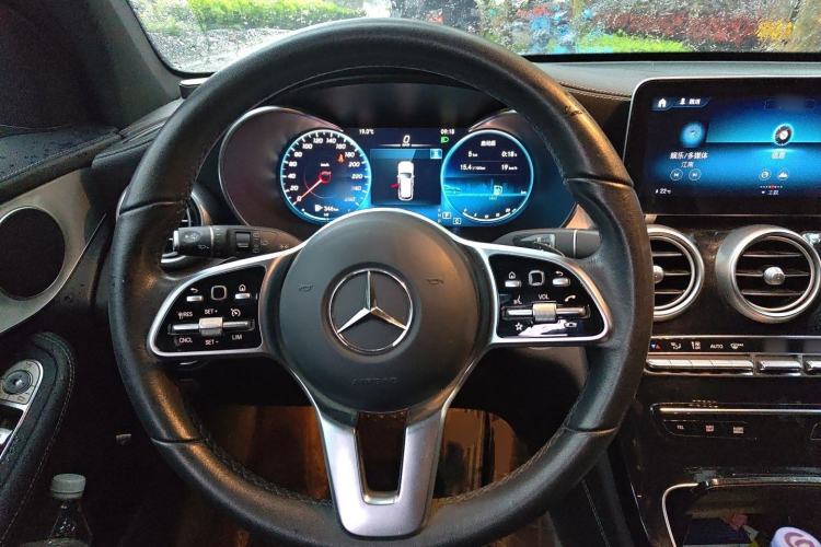 Used Mercedes-Benz GLC 2021 GLC 260 L 4MATIC Dynamic Edition Steering Wheel
