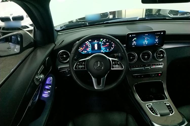 Used Mercedes-Benz GLC 2021 GLC 260 L 4MATIC Luxury Model Steering Wheel