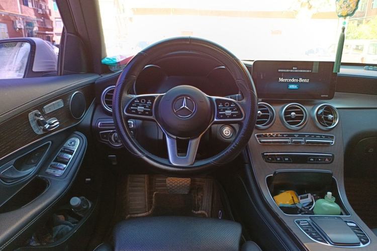 Used Mercedes-Benz GLC 2021 GLC 260 L 4MATIC Luxury Model Steering Wheel